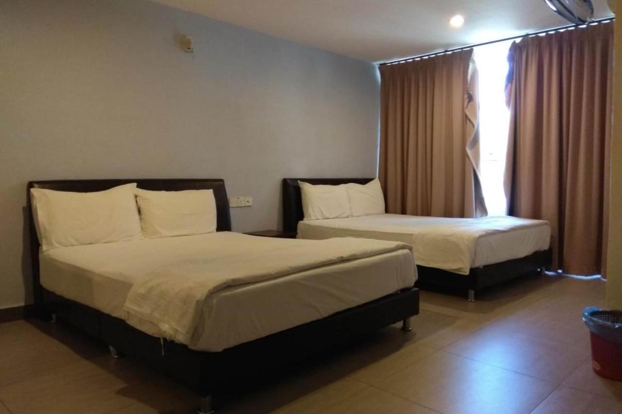 Oyo 90021 Star View Hotel Kampong Batu Tiga Экстерьер фото